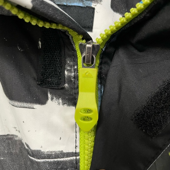 QUICK SILVER AUTHENTIC STREET STYLE PUFFER JACKET FOR MEN’S & WOMEN’S - Picture 3 of 7